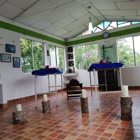 Hotel Campestre El Refugio De Balsora フィランディア エクステリア 写真