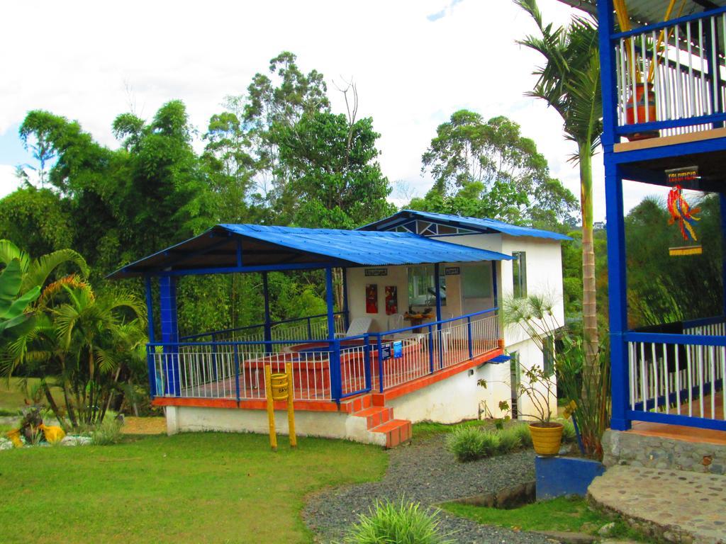 Hotel Campestre El Refugio De Balsora フィランディア エクステリア 写真