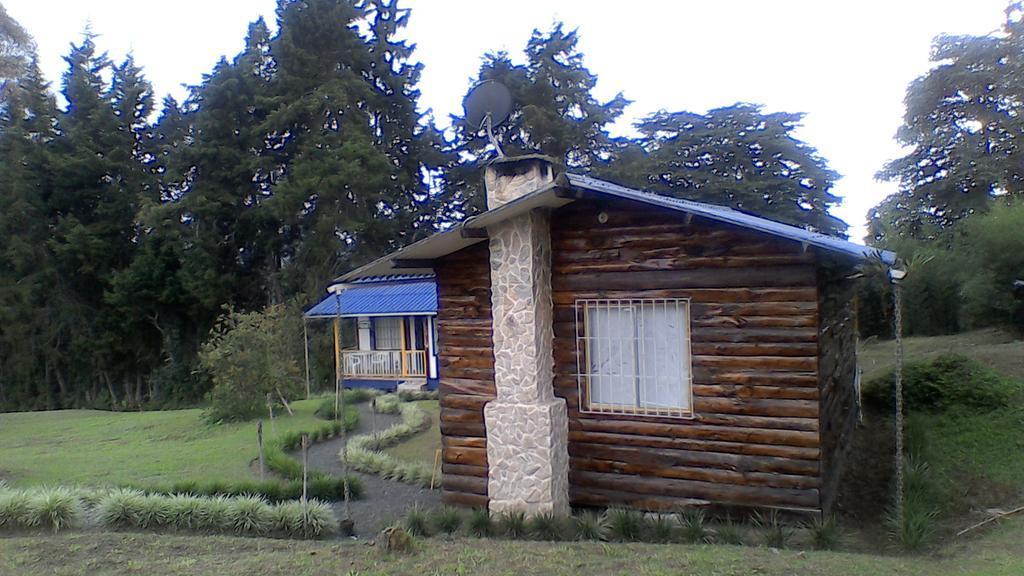 Hotel Campestre El Refugio De Balsora フィランディア エクステリア 写真