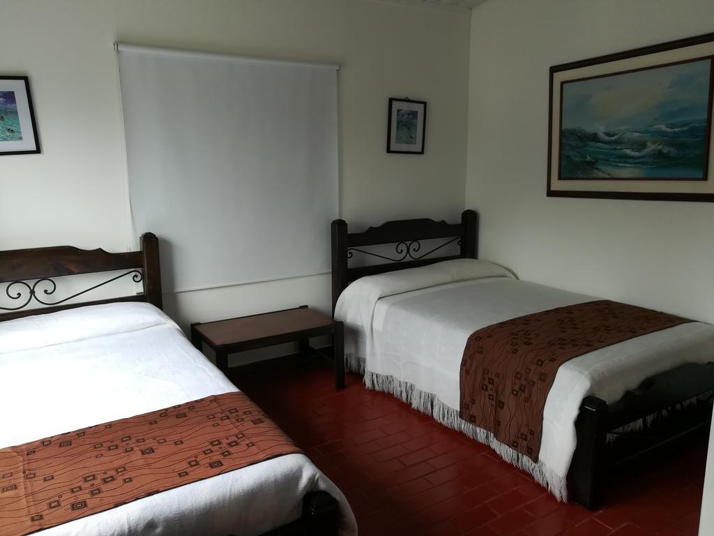 Hotel Campestre El Refugio De Balsora フィランディア エクステリア 写真