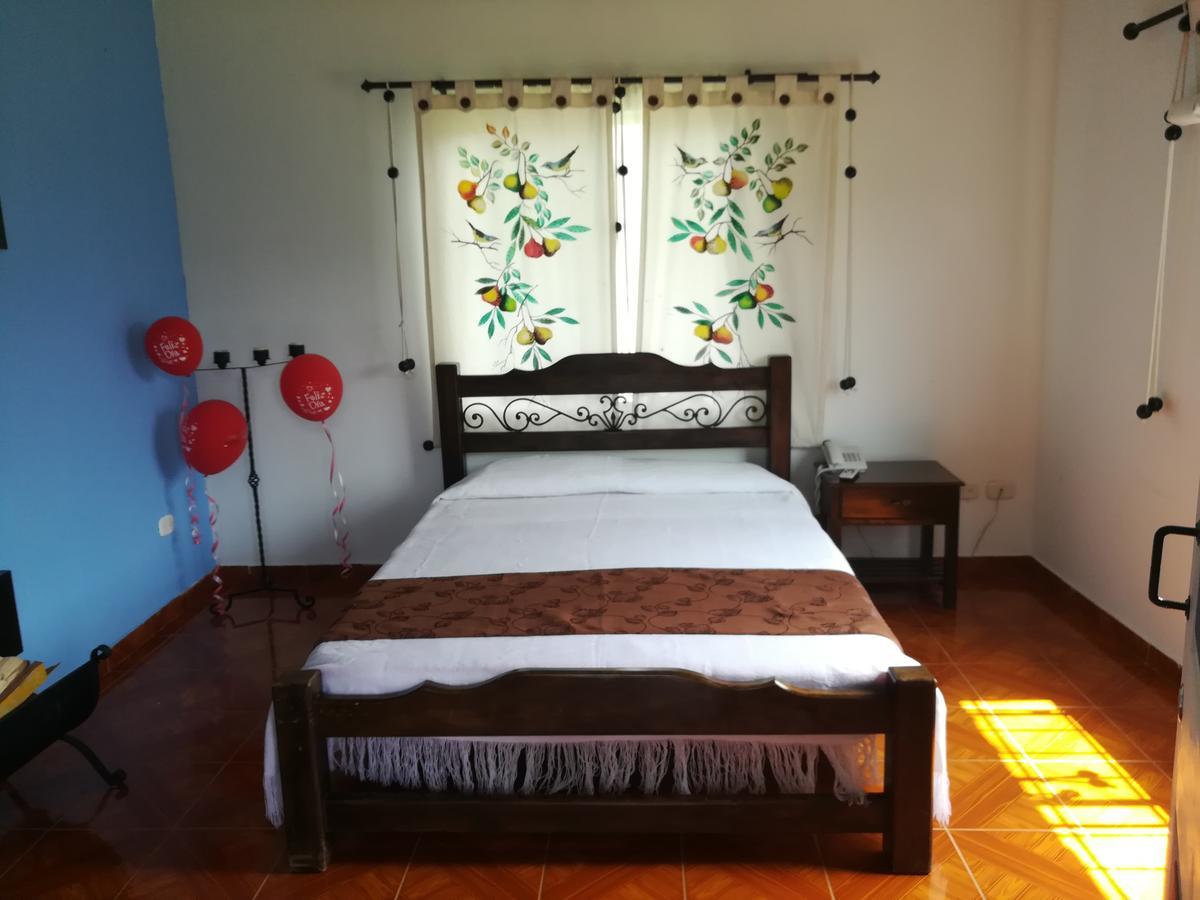 Hotel Campestre El Refugio De Balsora フィランディア エクステリア 写真